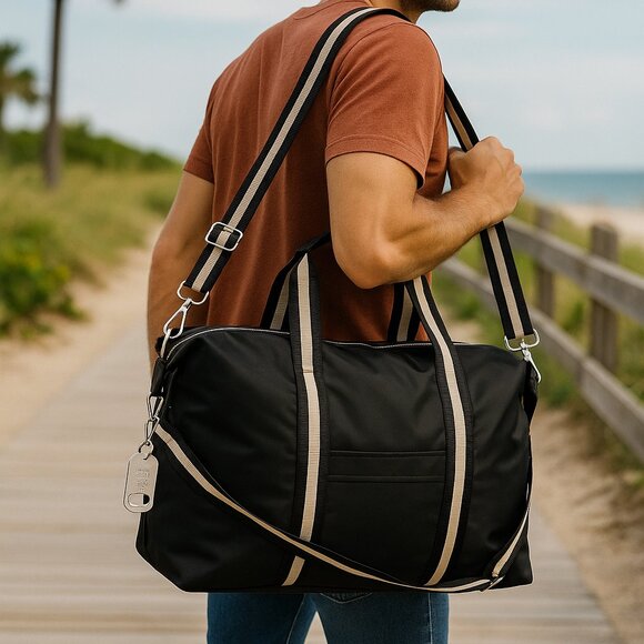 Water-Resistant Black Nylon Travel Bag, Overnight & Sports Tote, Beach Bag NEW - Picture 1 of 12